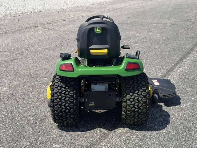 Image of John Deere X580 equipment image 3