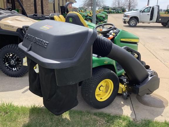 Image of John Deere X584 equipment image 3