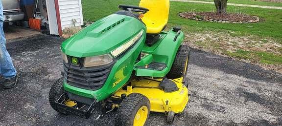 Image of John Deere X584 equipment image 1