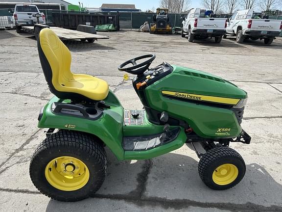 Image of John Deere X584 equipment image 4