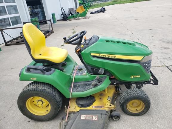 Image of John Deere X584 equipment image 3