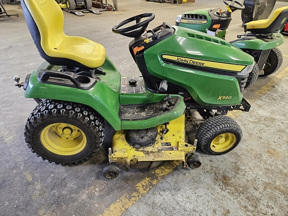 Image of John Deere X590 equipment image 2