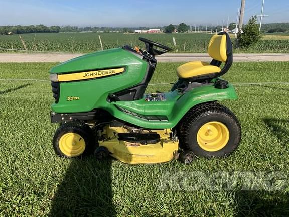 Image of John Deere X590 Primary image