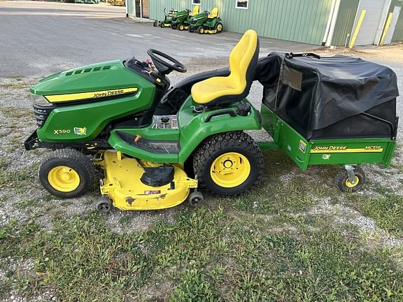 Image of John Deere X590 equipment image 1