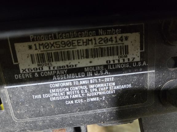 Image of John Deere X590 equipment image 3