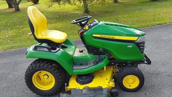 Image of John Deere X590 equipment image 2