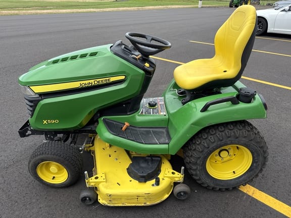 Main image John Deere X590