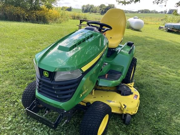 Image of John Deere X590 equipment image 2