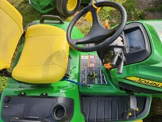 Image of John Deere X710 equipment image 4