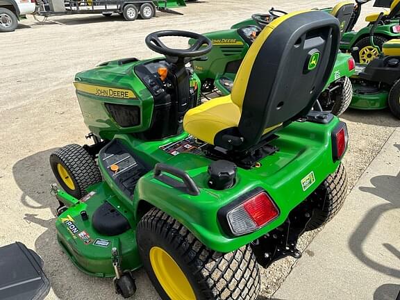 Image of John Deere X730 equipment image 3