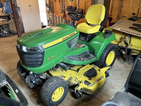 Main image John Deere X730