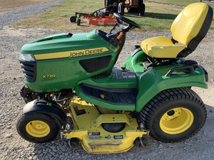 2017 John Deere X730 Image