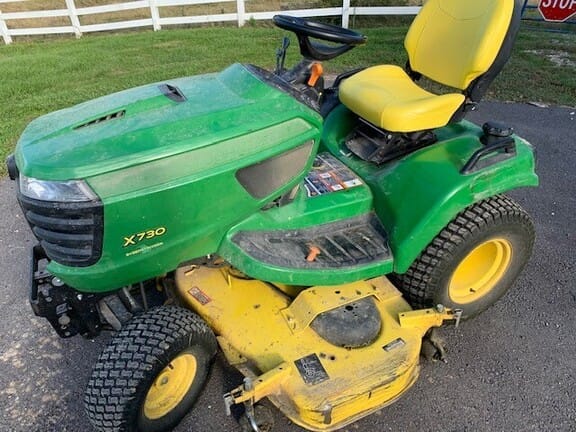 Main image John Deere X730