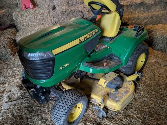 Image of John Deere X730 Primary image