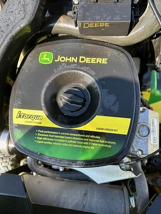 Image of John Deere X730 equipment image 3