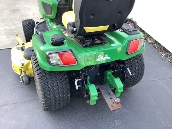 Image of John Deere X730 equipment image 2
