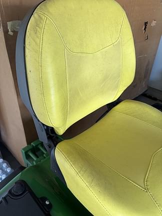 Image of John Deere X734 equipment image 2