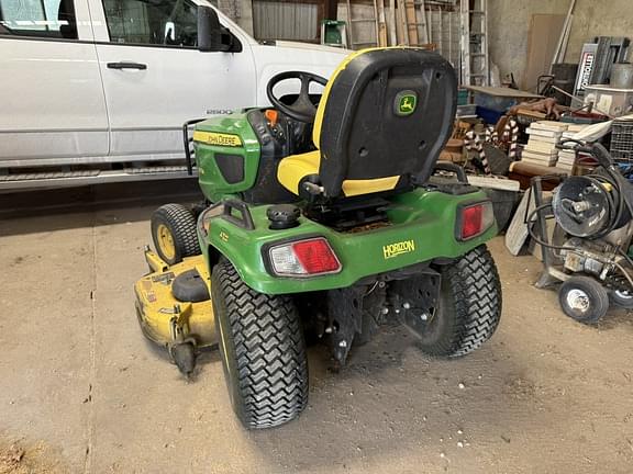 Image of John Deere X734 equipment image 1