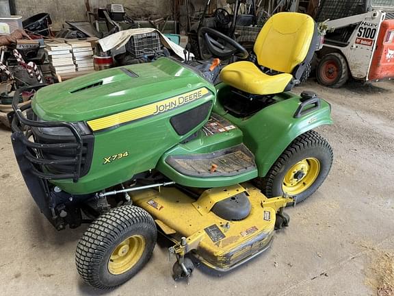 Image of John Deere X734 Primary image