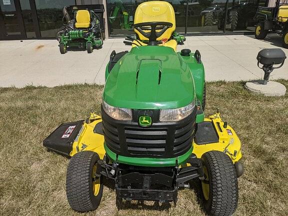 Image of John Deere X734 equipment image 4