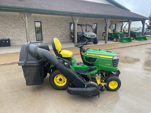 Image of John Deere X734 equipment image 4