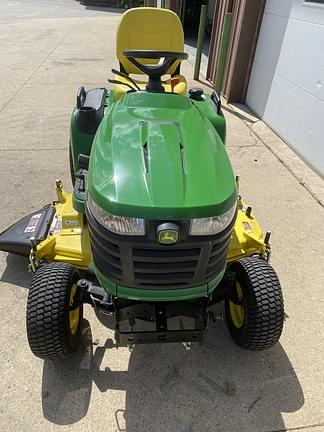 Image of John Deere X734 equipment image 3