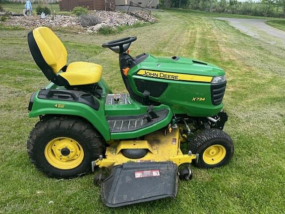 Image of John Deere X734 Primary image