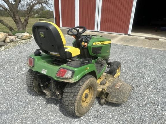 Image of John Deere X734 equipment image 3