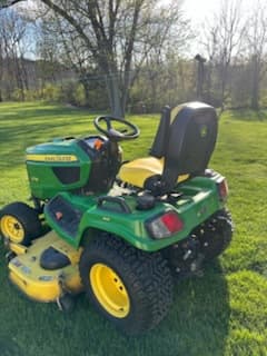 Image of John Deere X738 equipment image 2