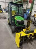 2017 John Deere X738 Image