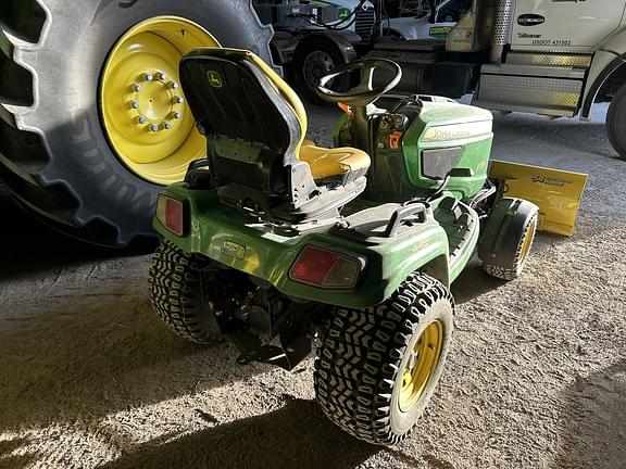 Image of John Deere X739 equipment image 4