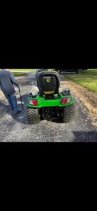 Image of John Deere X750 equipment image 3