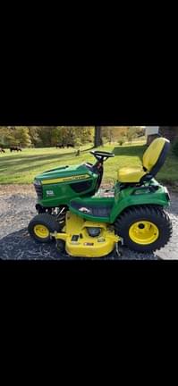 Image of John Deere X750 equipment image 1