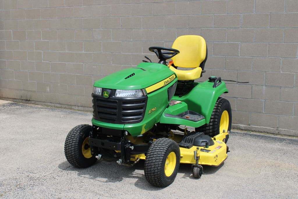 Image of John Deere X750 Primary image