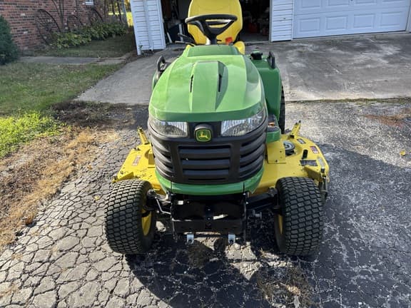 Image of John Deere X750 equipment image 2