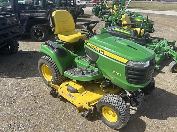 Image of John Deere X750 Primary image