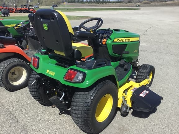 Image of John Deere X750 equipment image 3