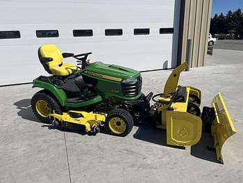 2017 John Deere X758 Equipment Image0