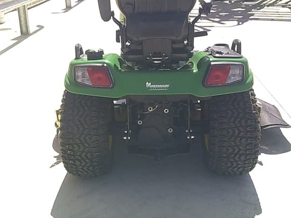 Image of John Deere X758 equipment image 3
