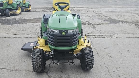 Image of John Deere X758 equipment image 2