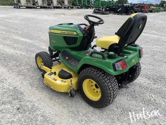 Image of John Deere X758 equipment image 4