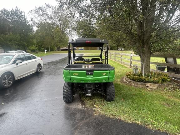 Image of John Deere XUV560 equipment image 4