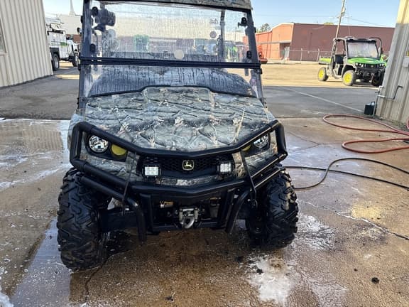 Image of John Deere XUV 590E equipment image 3