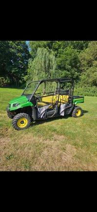 2017 John Deere XUV 590i S4 Equipment Image0