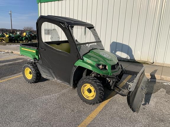 Image of John Deere XUV 590i Gator equipment image 3