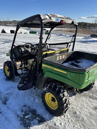 Image of John Deere XUV 590i Gator equipment image 4