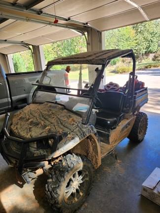 Image of John Deere XUV 590i Gator Primary image