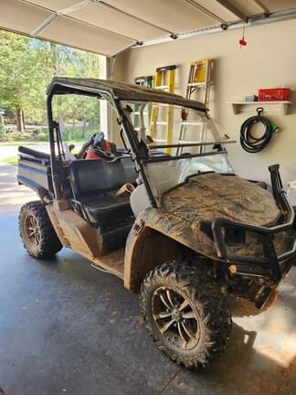 Image of John Deere XUV 590i Gator equipment image 3