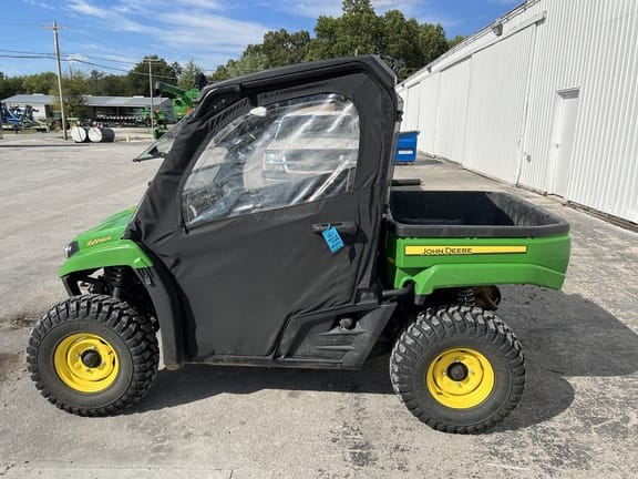 Main image John Deere XUV 590M