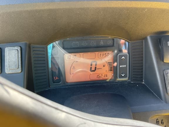 Image of John Deere XUV 590M S4 equipment image 1